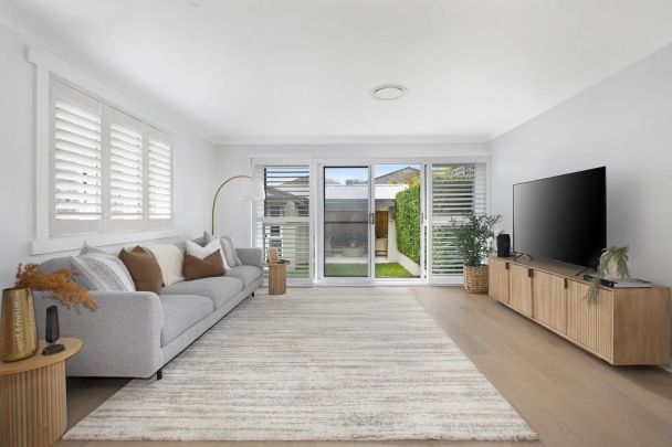 Ultimate Family Home With Self Contained Studio - Photo 1