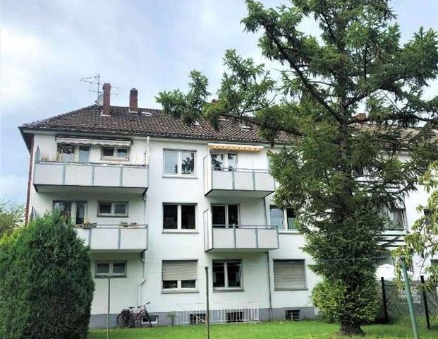 2,5 Zimmer Etagenwohnung mit Balkon in Duisburg zu vermieten. - Photo 1