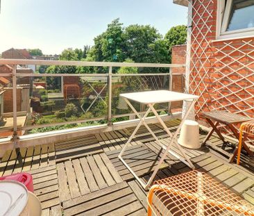 Appartement te huur in Oudergem voor € 1.500 met 2 slaapkamers - Photo 3