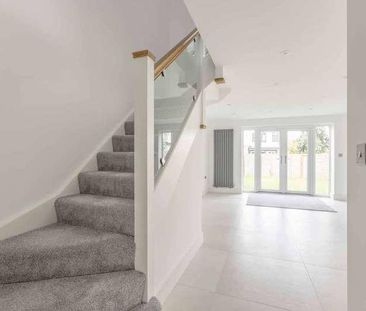 The Myrke, Datchet, SL3 - Photo 1