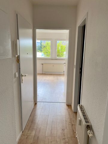 Klein aber Fein! Gemütliche 2-RW mit Einbauküche und Stellplatz zu vermieten! - Photo 3