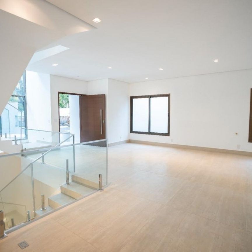 Casa em Condomínio com 4 quartos e 650m² para alugar em Jardim dos Estados, São Paulo. - Photo 1