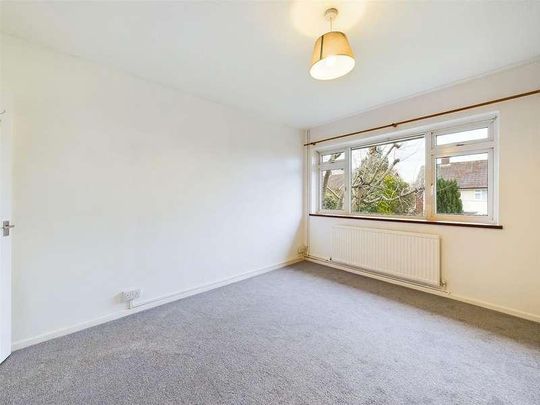 Southbourne Gardens, Ruislip, HA4 - Photo 1