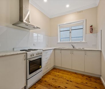 2/746 Macauley Street, Albury NSW 2640 - Apartment For Rent | Domain - Photo 2
