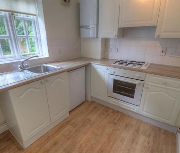 2 bedroom end of terrace house to rent - Photo 5