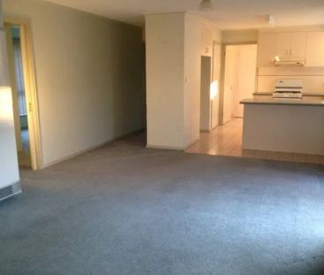 Comfortable Living in a Prime Lavington Location - Photo 4