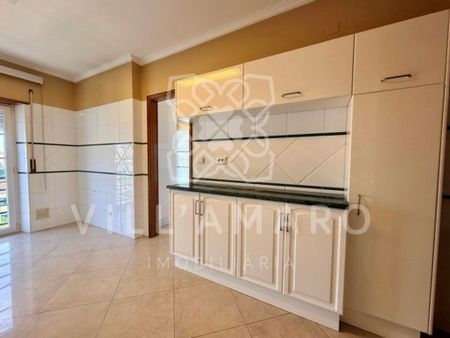 5 room luxury Apartment for rent in Mafra, Portugal - Photo 4