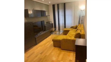 Piso de alquiler en Calle Javier Grossi, Salesas - Foncalada - Campoamor - Photo 2