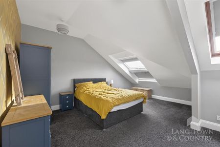 3 bedroom apartment to rent - Photo 4