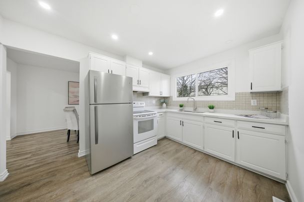 For Lease - 2637 Altadena Court, Mississauga, Ontario - Photo 1