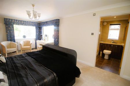 3 bedroom apartment to rent - Photo 3