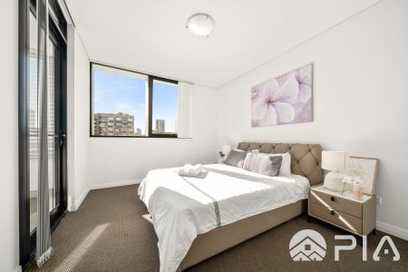 Modern One-Bedroom Apartment in Prime Rosebery Location - Photo 2