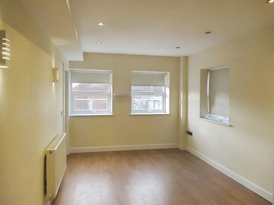 Barley Hill Lane, Garforth, Leeds - Photo 1