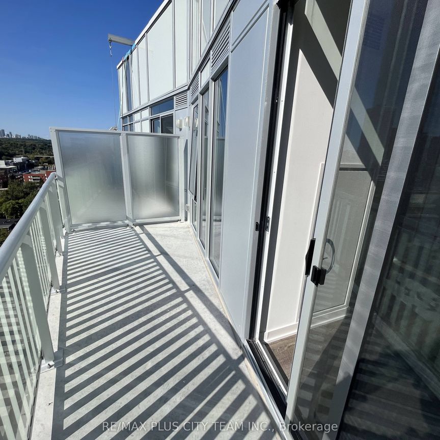 Riverside Square Lofts 15-45 , #1402 - Photo 1