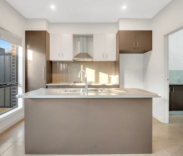 PERFECT LOCATION IN CRAIGIEBURN - Photo 5