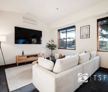 Luxury Home In Spring Gully - Photo 2