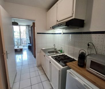 Location Appartement 1 pièce 25m² ST PAUL 97434 - Photo 6