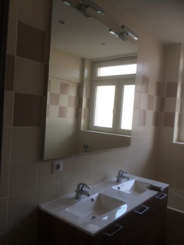 Location Appartement 5 pièces 108m² STRASBOURG 67000 - Photo 3