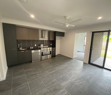 Well Presented 2-Bedroom Duplex - Photo 2
