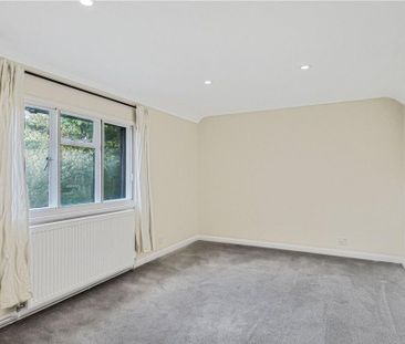 2 bedroom semi-detached house to rent - Photo 3