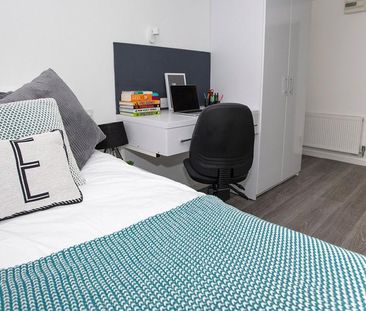 Studio to rent - Photo 6
