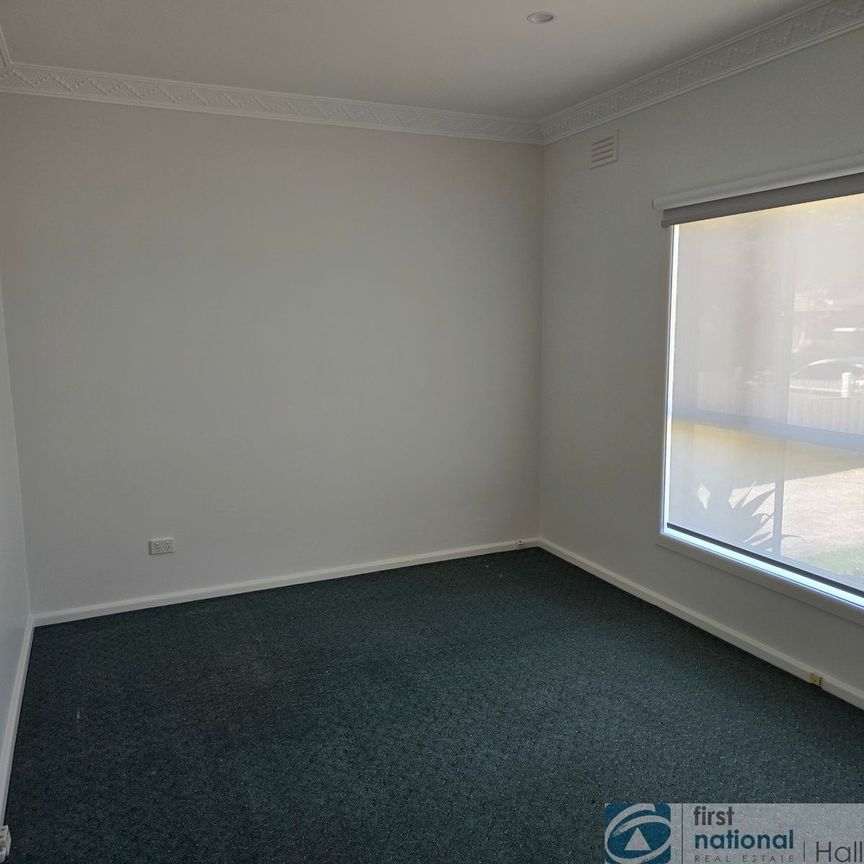 1/15 Janice Grove, 3175, Dandenong Vic - Photo 1