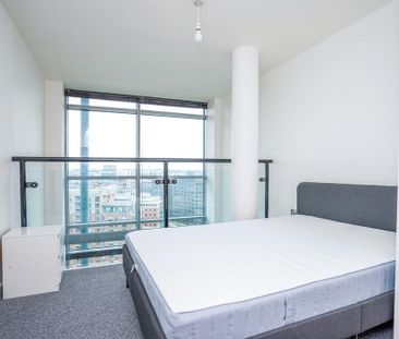 3 bedroom flat to rent - Photo 3