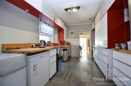 3 bedroom house to rent - Photo 3