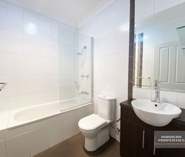 119 Pyrmont Street, Pyrmont NSW 2009 - Terrace For Rent | Domain - Photo 3