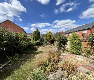 2 bedroom terraced house to rent - Photo 2