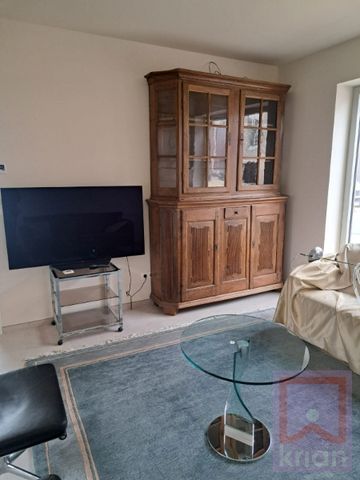 BEMEUBELDE woning met 3 slaapkamers, tuin en carport. - Photo 4