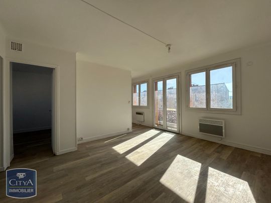 Location Appartement 2 pièces 46m² CARPENTRAS 84200 - Photo 1