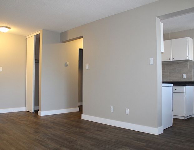 McCam 1 Apartments | 10330 123 Street NW, Edmonton - Photo 1