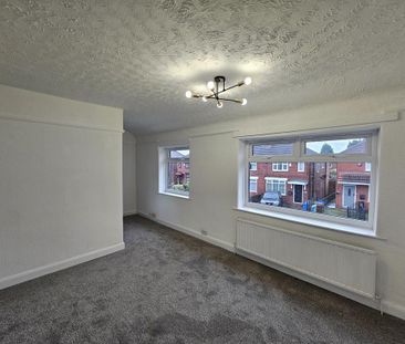 3 bedroom semi-detached house to rent - Photo 6