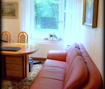 GENERATIONSHAUS / 3 WOHNUNGEN/ / DUPELHAUSHELFTE / VOLLMÖBLIERT - Foto 1