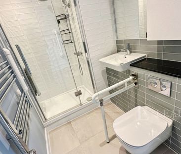 2 bedroom flat to rent Calibra Court -2-Bed Top Floor Flat-Allocate... - Photo 2