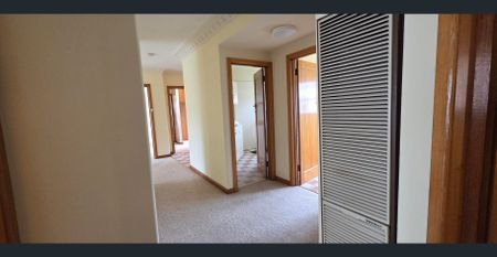 41 Salisbury Avenue, Newington, Vic 3350 - Photo 2