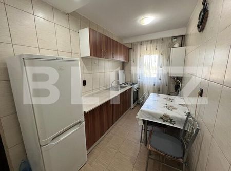 Apartament de inchiriat, 3 camere, 55 mp, zona Craiovita Noua - Fotografie 5