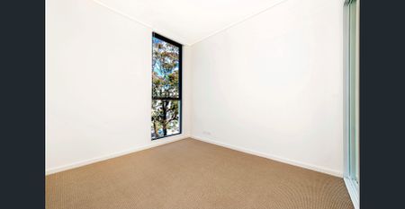 Modern one--bedroom apartment with study in Washington Park - Photo 3
