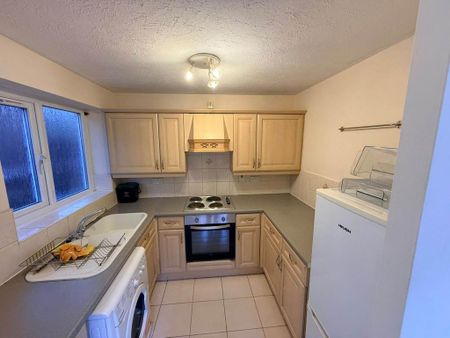 2 bedroom apartment to rent - Photo 2