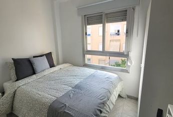 Carrer de Sant Lluís Bertran, Torrent, Valencian Community 46900