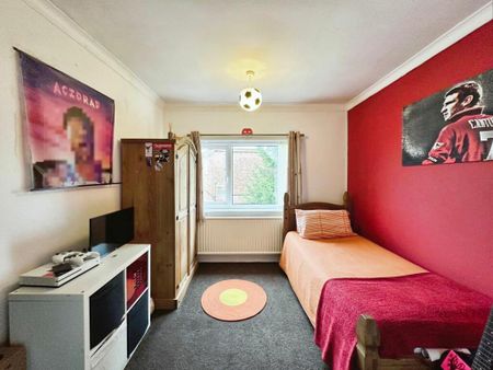 3 bedroom detached house to rent - Photo 5