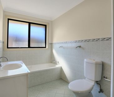 Location and convenience - Photo 4