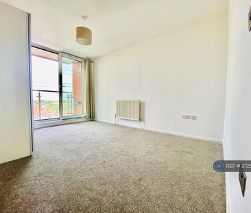 2 bedroom flat to rent - Photo 5