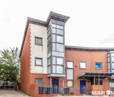 4 bedroom townhouse to rent - Photo 3