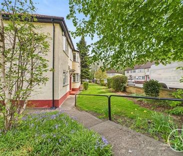 Sandringham Crescent, Leeds, LS17 - Photo 3