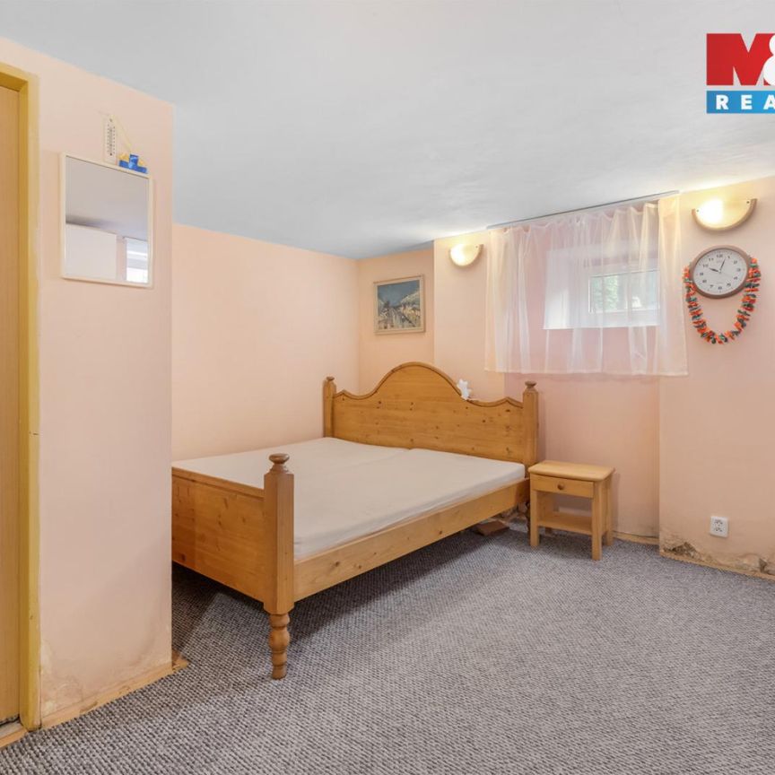 Pronájem bytu 1+1 45 m² - Fotografie 1