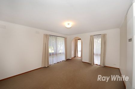 A 2 bedroom street front villa unit - Photo 4