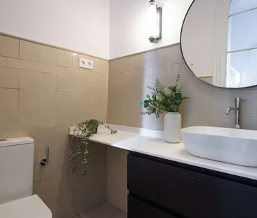 Carrer de lEscorial, Barcelona, Catalonia 08024 - Photo 6