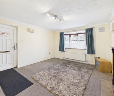 Station Road, Hatton, Derby DE65 5EL - Photo 3